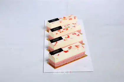 Strawberry cheese