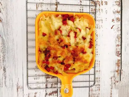 Cheese ham macaroni