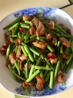 Garlic fried meat