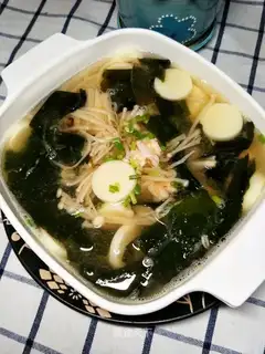 Shrimp balls, mushroom soup