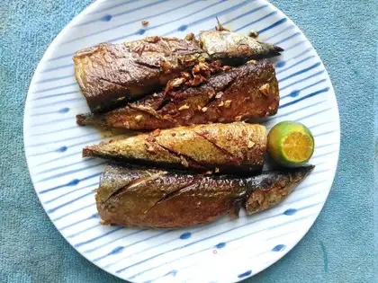 Fried swordfish