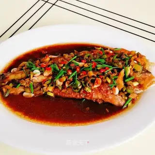 Plumfish