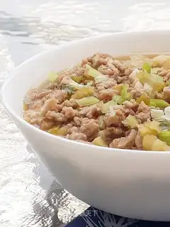 Squeeze meat and tofu