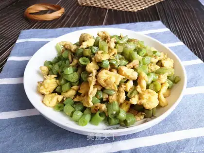 Scrambled eggs