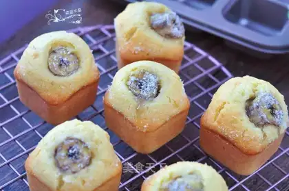 Banana coconut marion