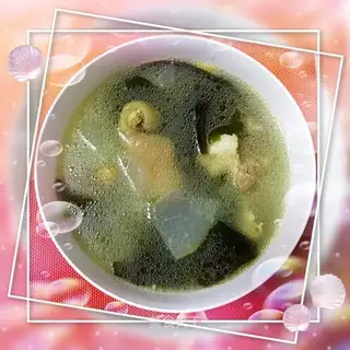 The hooves, cucumbers, sea soup