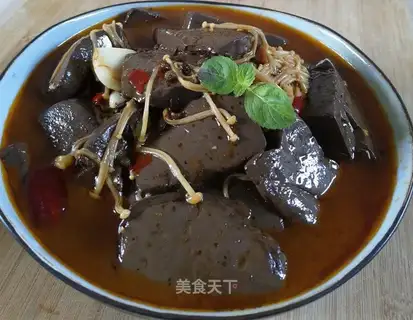 Spicy duck blood