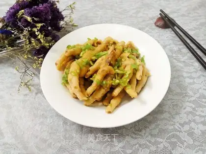 Roasted chicken claws