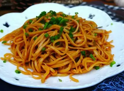 Onion noodles
