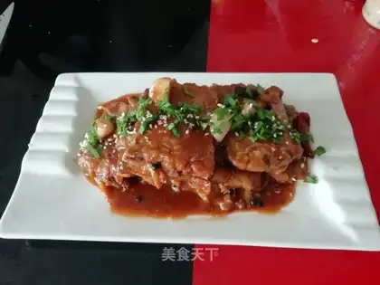 Tomato red-hot fish