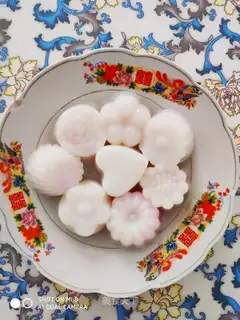Coconut flamingo jelly