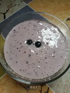 Blueberry milkshake
