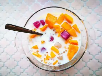 Coconut pineapple, pineapple, pineapple