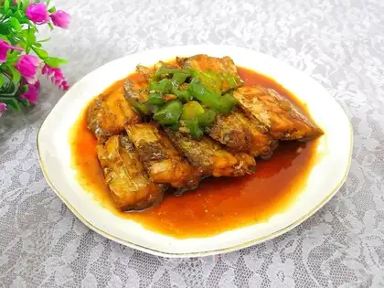 Red-fried fish