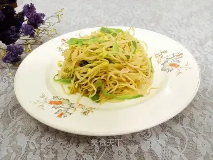 Green bean sprouts