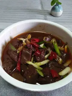 Spicy pig blood