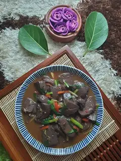 Double sauce, duck blood