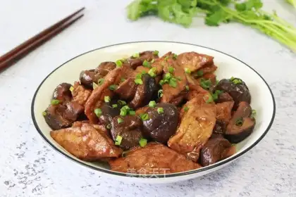 Pelican mushroom tofu