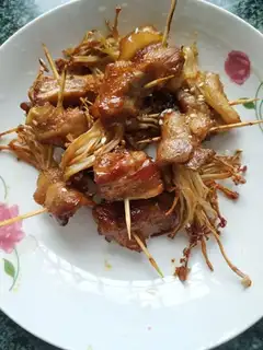 I baked five bouquets of gin mushrooms