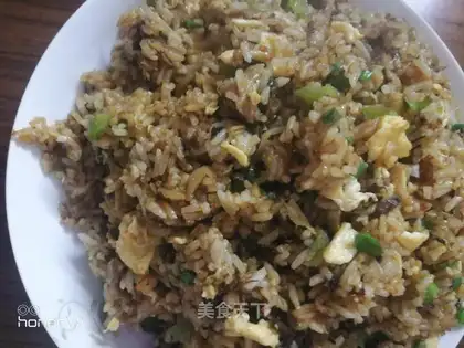 radish and egg fried rice