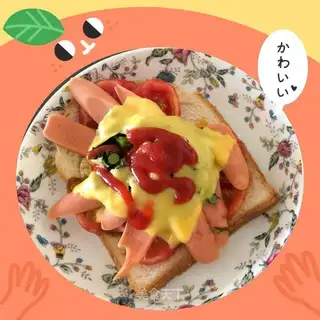 Homemade five-colour pizza