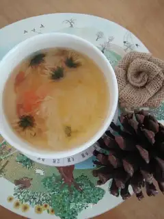 The papaya silver ear soup