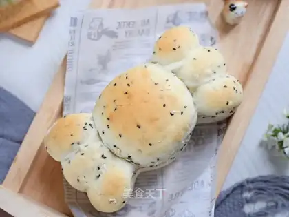 Black sesame oatmeal bread