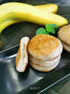 Banana rice cake