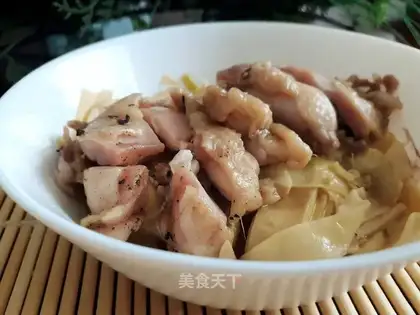 Chicken leg steam, bean skin
