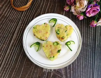 Cucumber bacon mashed potatoes