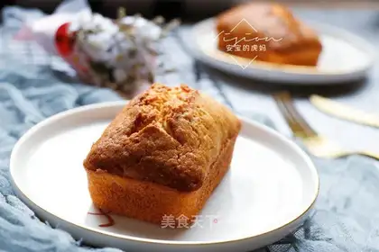 Banana pound cake