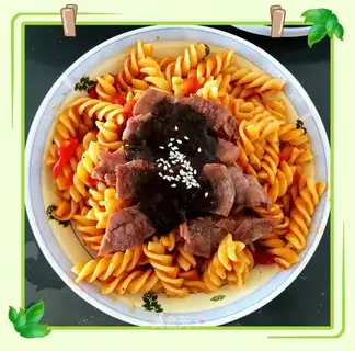 Black pepper steak and pasta