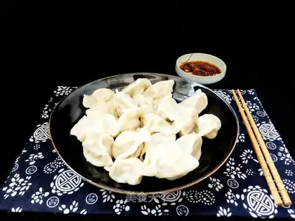 Sour sauce dumplings