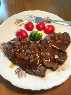 Homemade black pepper steak