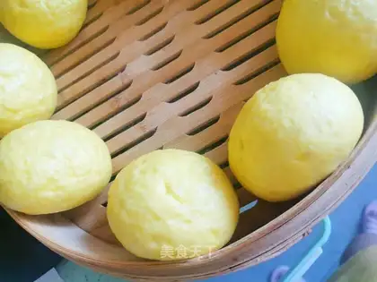 Pumpkin buns