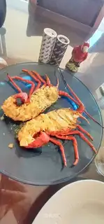 Garlic cheese lobster