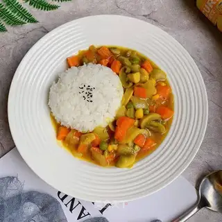 Curry chicken