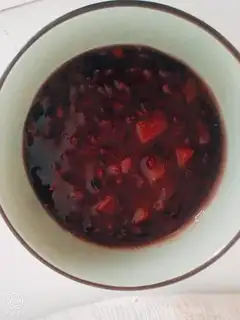 Red-treed black rice for porridge