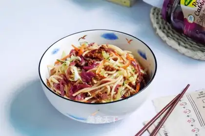Meat and vegetable noodles