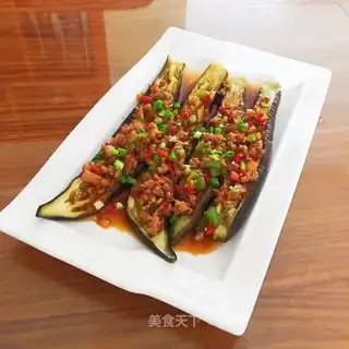 Meat and eggplant