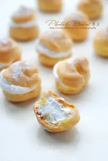 cream puffs