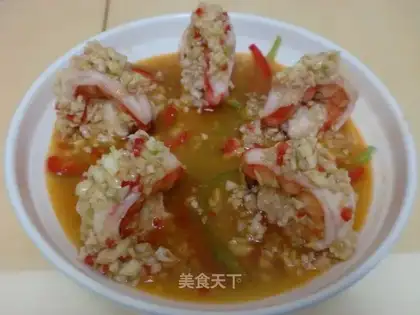 Freshly steamed hibiscus shrimp