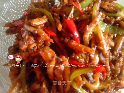 Sauce and spicy whitebait