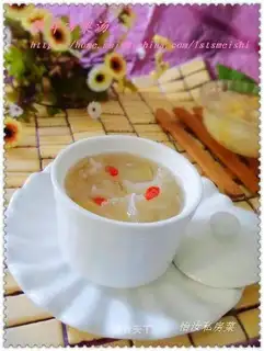 Tremella pear soup