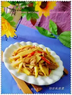 Sliced pork slices with bamboo shoots
