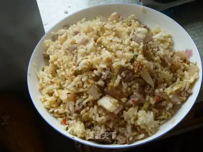 Spicy cabbage and mutton fried rice