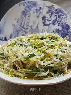 Double leek sprouts