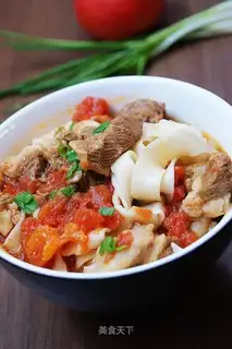 Beef noodles in tomato sauce