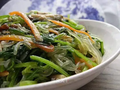Spinach vermicelli