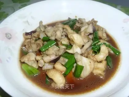 fried octopus in sauce